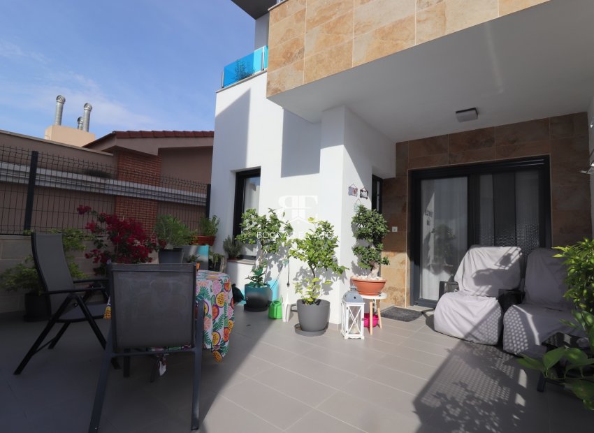 Wiederverkauf - Villa -
Bigastro