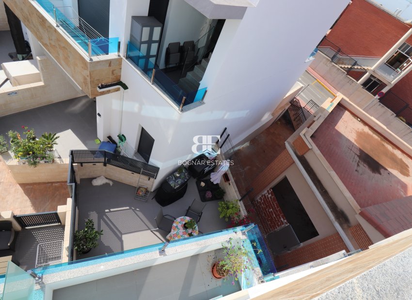 Wiederverkauf - Villa -
Bigastro