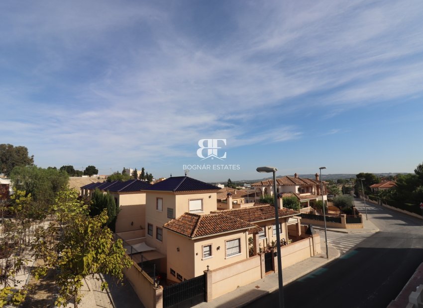 Wiederverkauf - Villa -
Bigastro