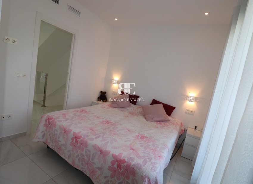 Wiederverkauf - Villa -
Bigastro