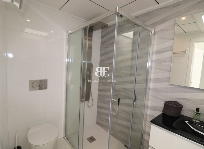 Wiederverkauf - Villa -
Bigastro