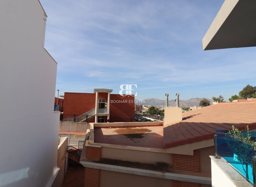 Wiederverkauf - Villa -
Bigastro