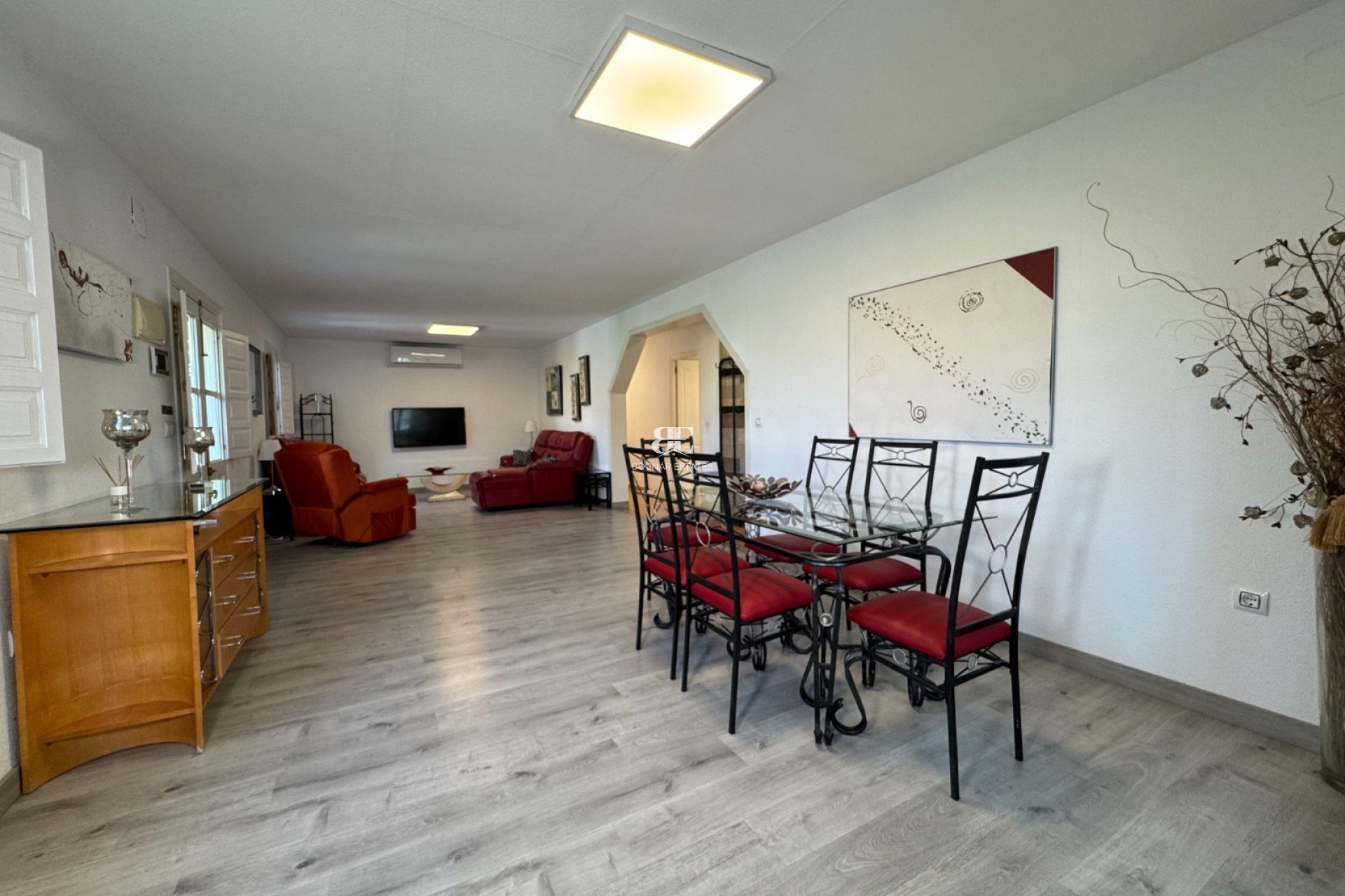 Wiederverkauf - Villa -
Blanca