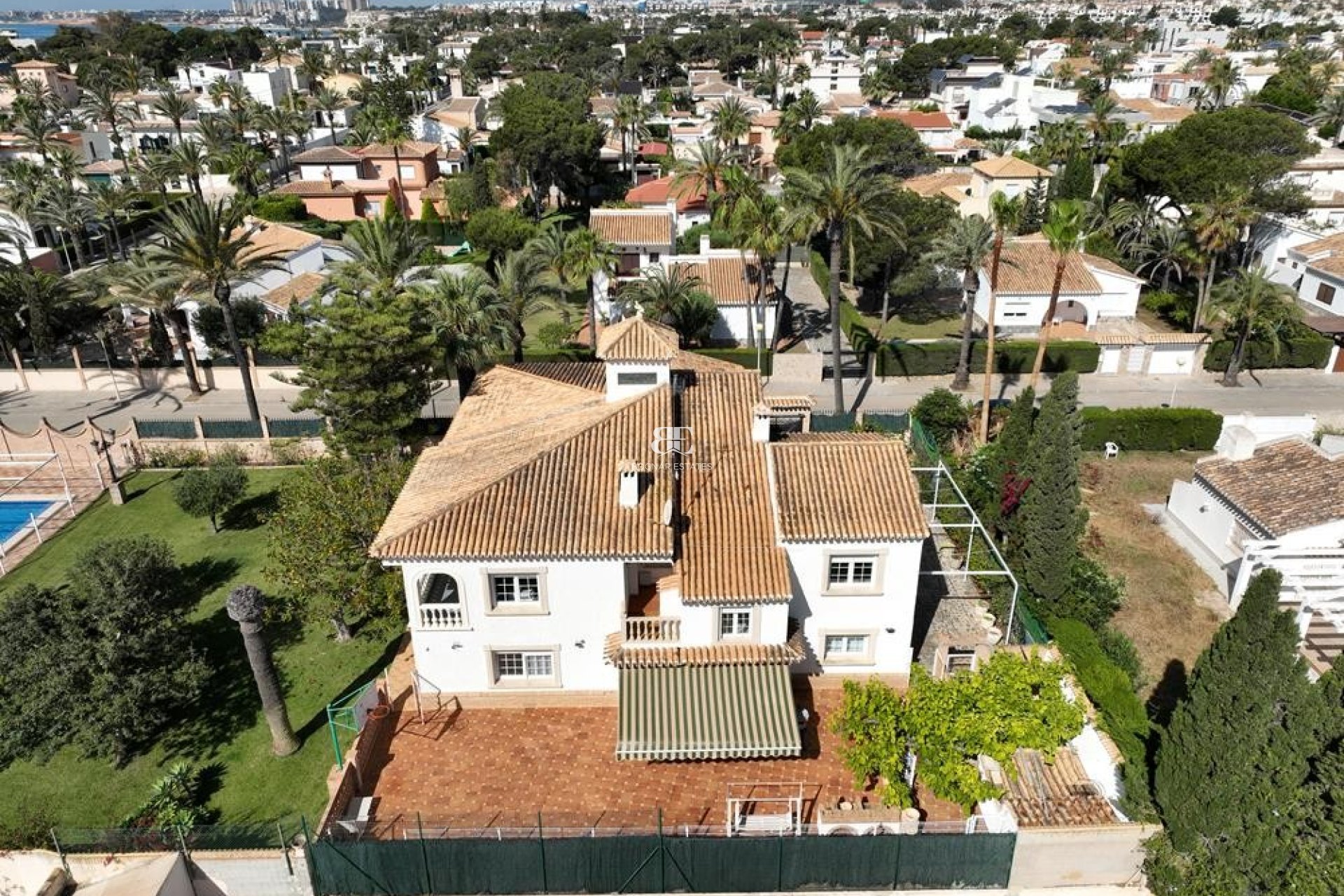 Wiederverkauf - Villa -
Cabo Roig