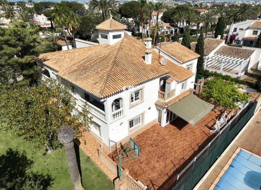 Wiederverkauf - Villa -
Cabo Roig