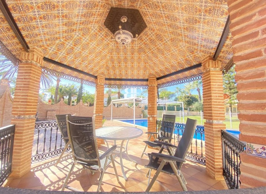 Wiederverkauf - Villa -
Cabo Roig