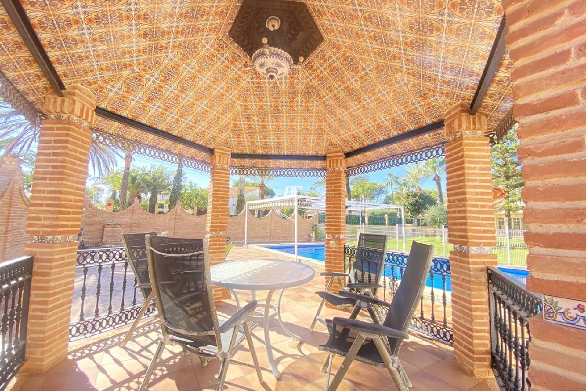 Wiederverkauf - Villa -
Cabo Roig