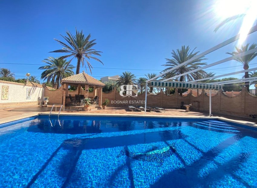 Wiederverkauf - Villa -
Cabo Roig