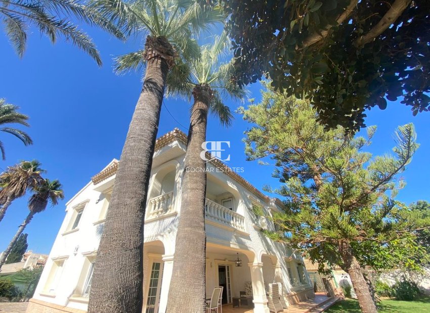 Wiederverkauf - Villa -
Cabo Roig