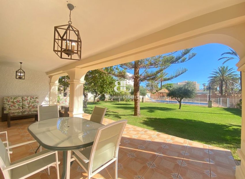 Wiederverkauf - Villa -
Cabo Roig