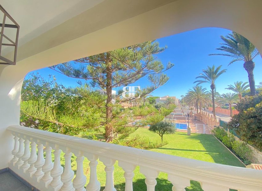 Wiederverkauf - Villa -
Cabo Roig