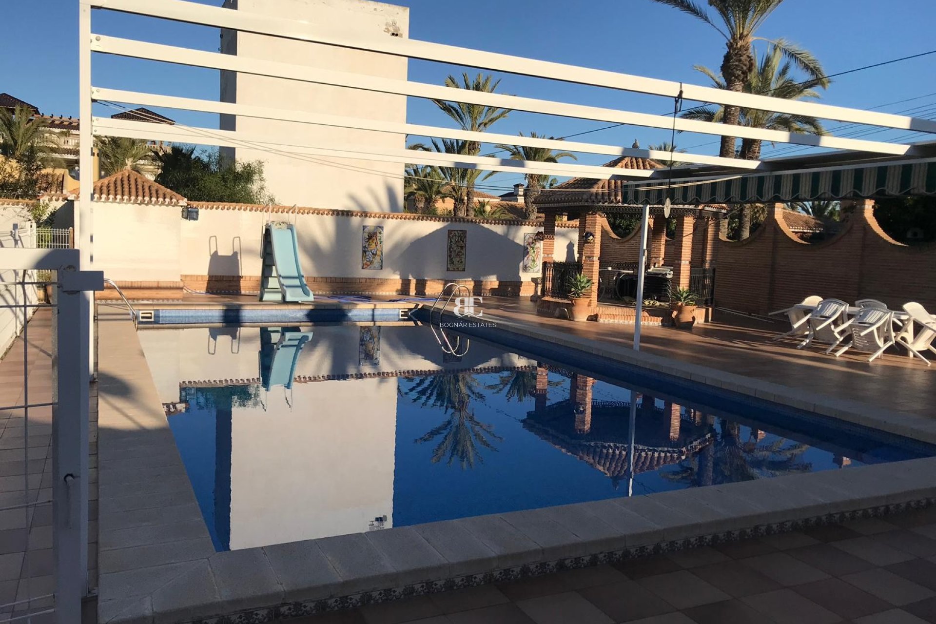 Wiederverkauf - Villa -
Cabo Roig