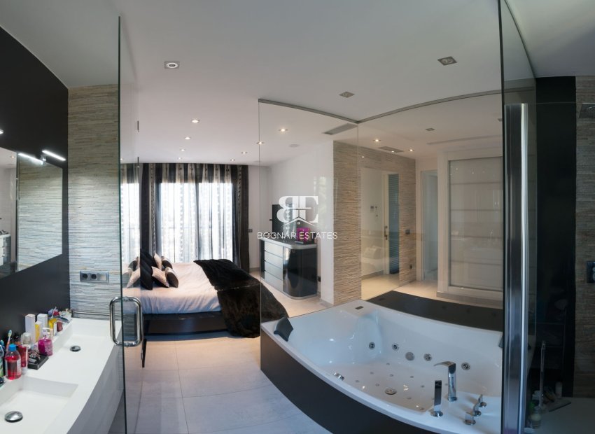 Wiederverkauf - Villa -
Calpe - Zona Puerto Blanco - Maryvilla