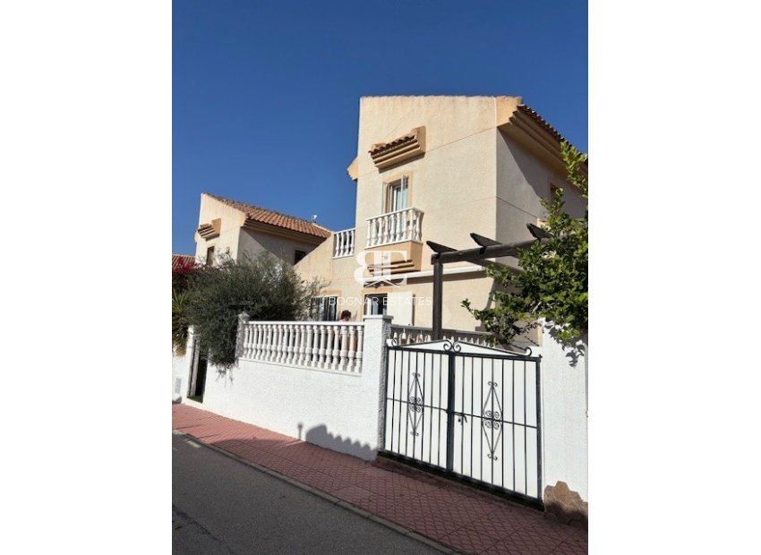 Wiederverkauf - Villa -
Ciudad Quesada - Airstrip