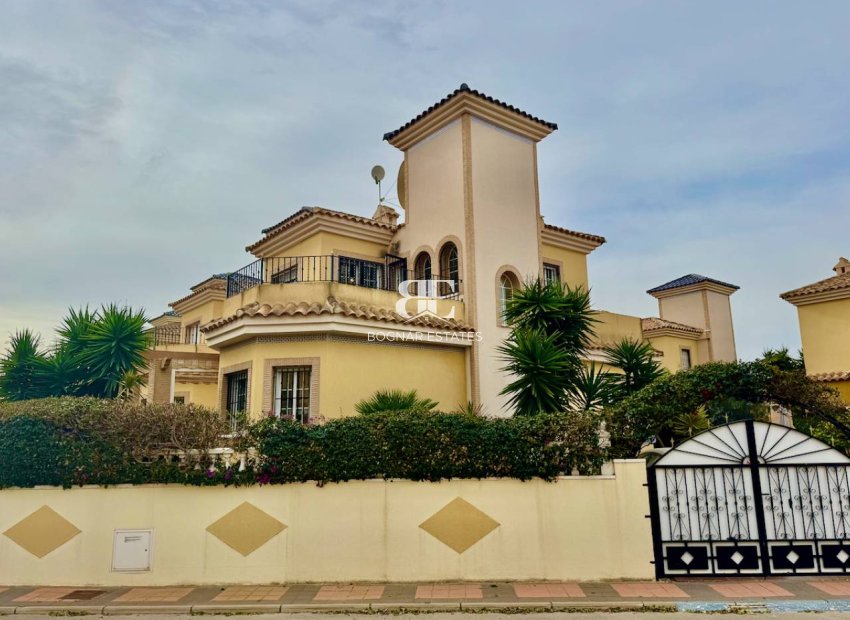 Wiederverkauf - Villa -
Ciudad Quesada - Lo Crispin