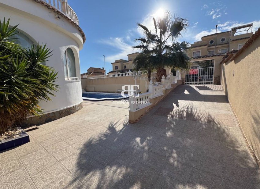 Wiederverkauf - Villa -
Ciudad Quesada - Lo Pepin