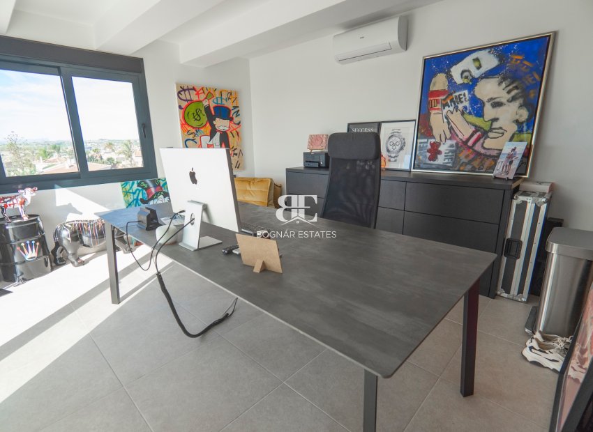 Wiederverkauf - Villa -
Ciudad Quesada - town