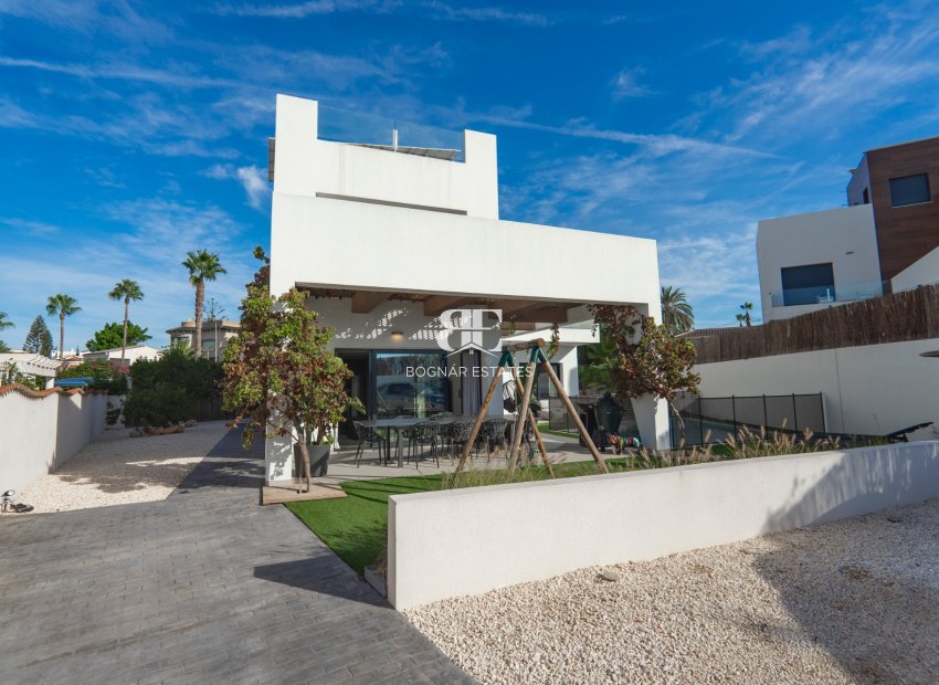 Wiederverkauf - Villa -
Ciudad Quesada - town