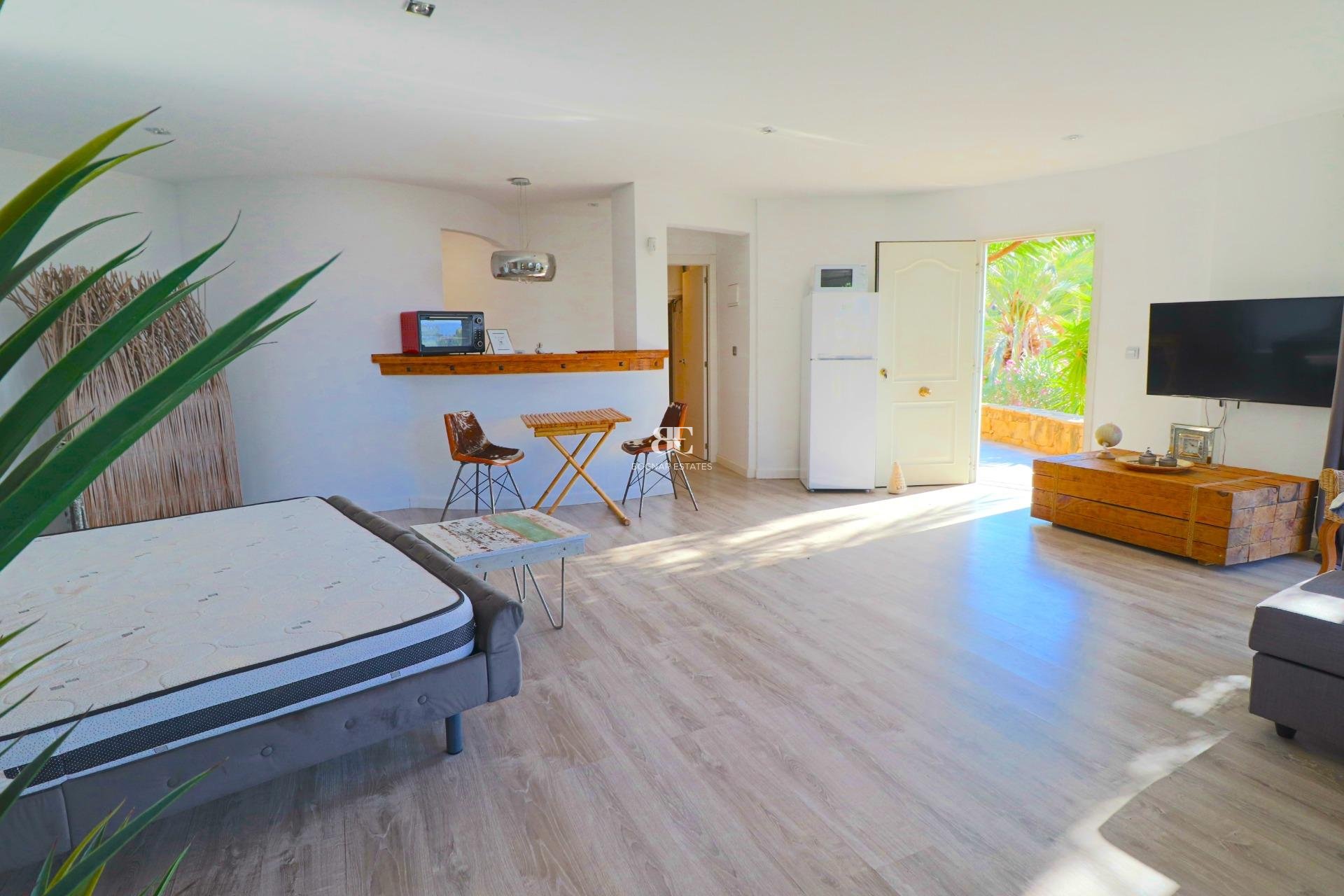 Wiederverkauf - Villa -
El Campello - Coveta fuma