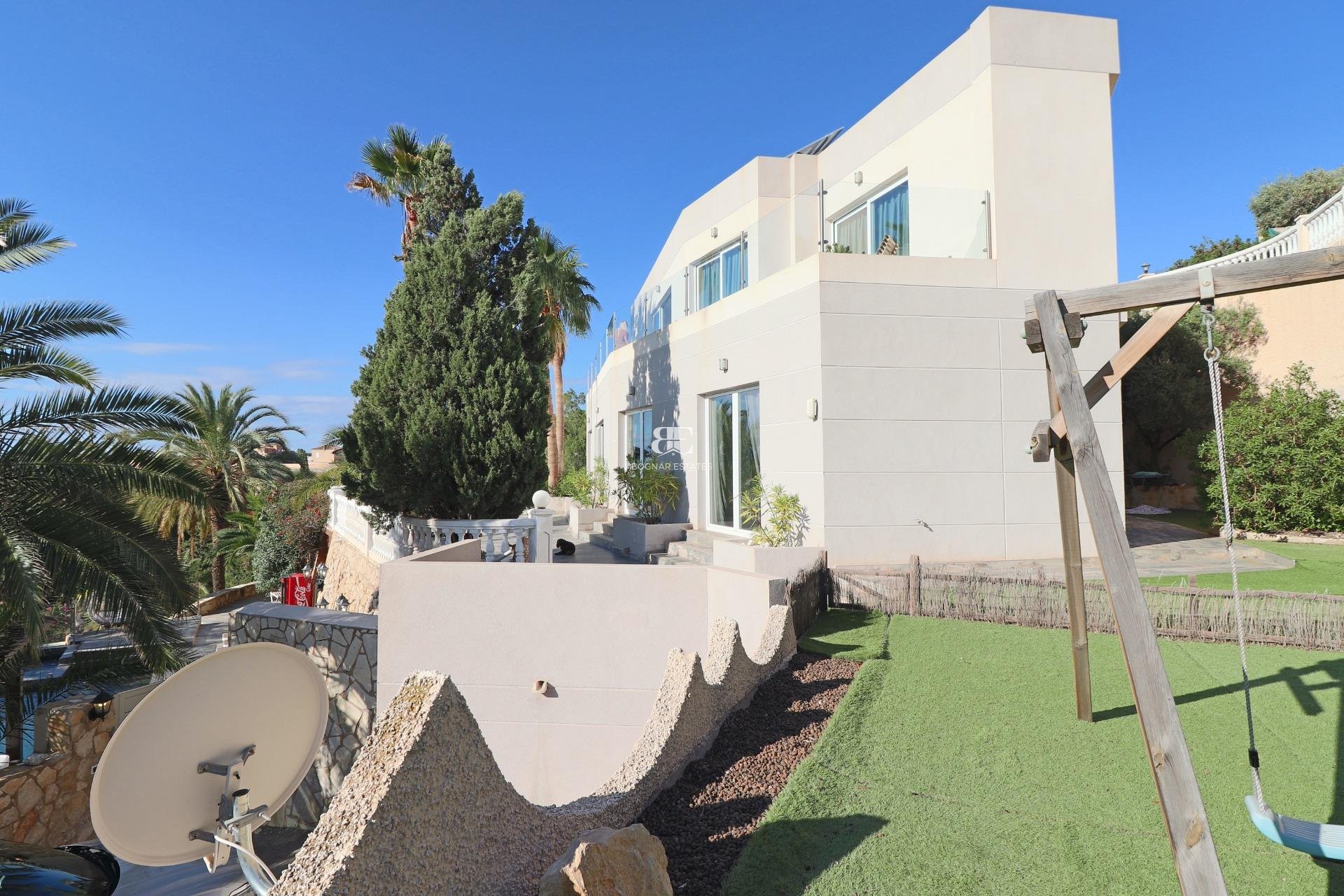 Wiederverkauf - Villa -
El Campello - Coveta fuma