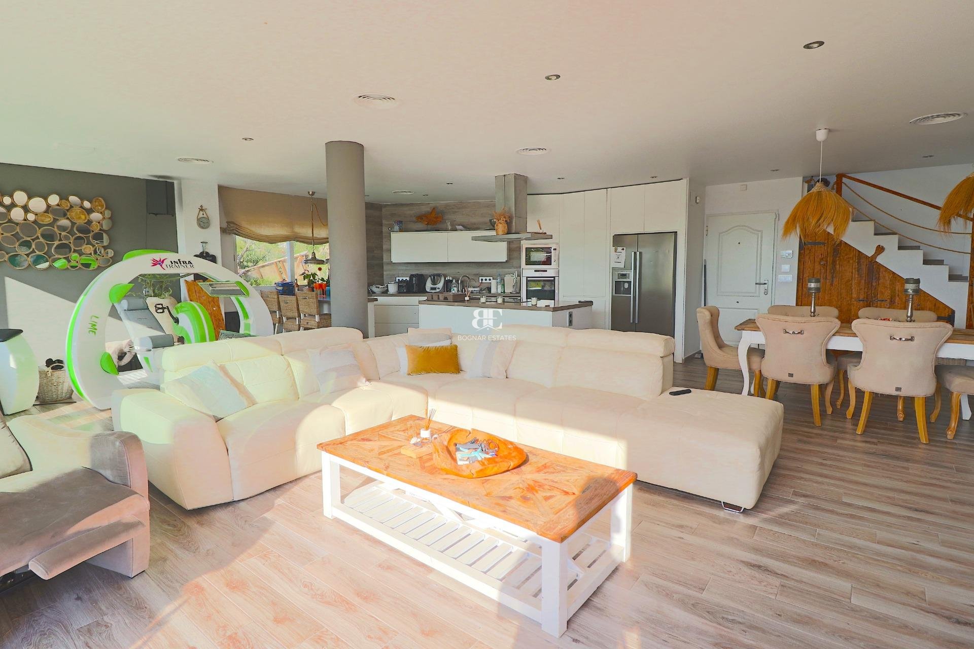 Wiederverkauf - Villa -
El Campello - Coveta fuma