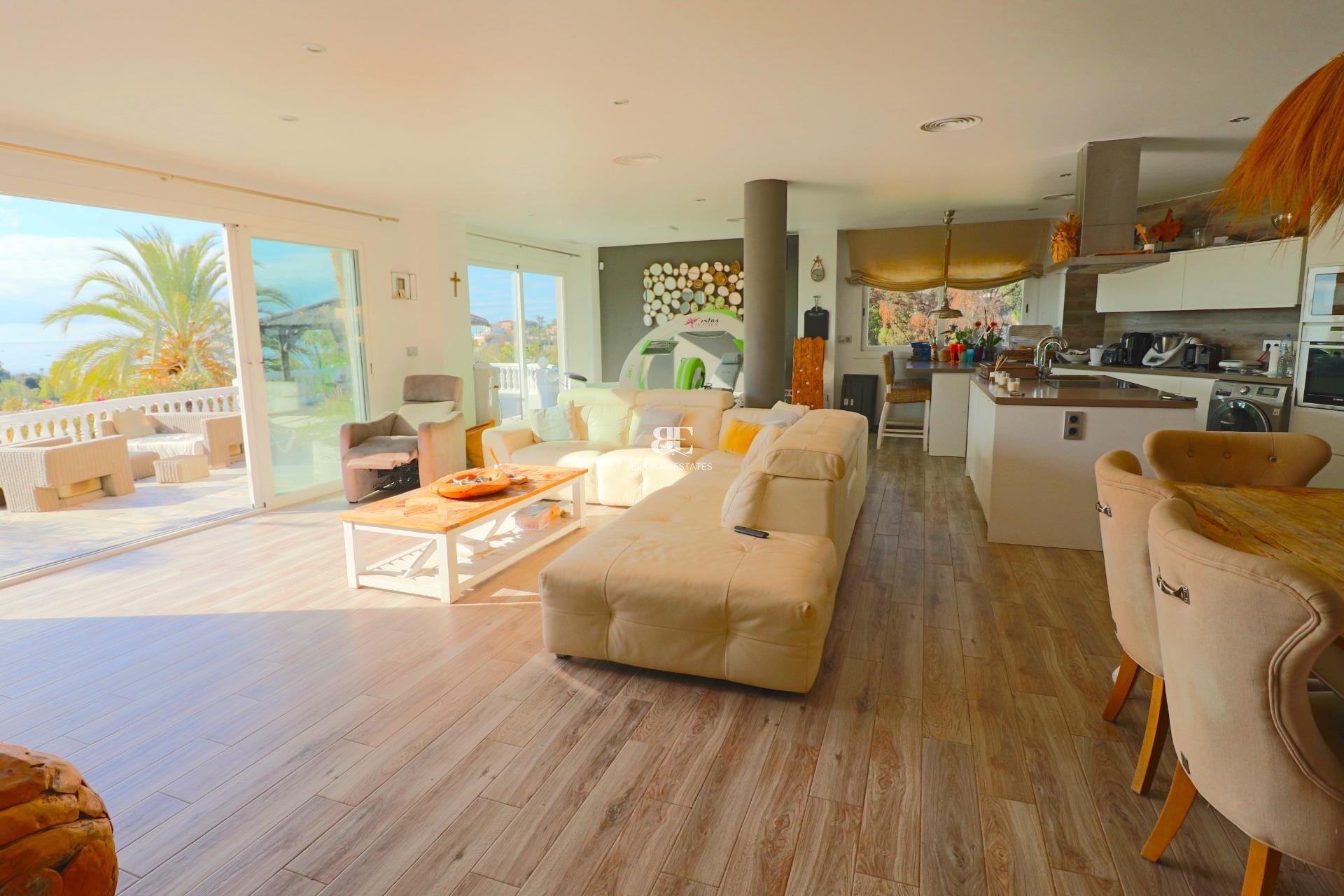 Wiederverkauf - Villa -
El Campello - Coveta fuma