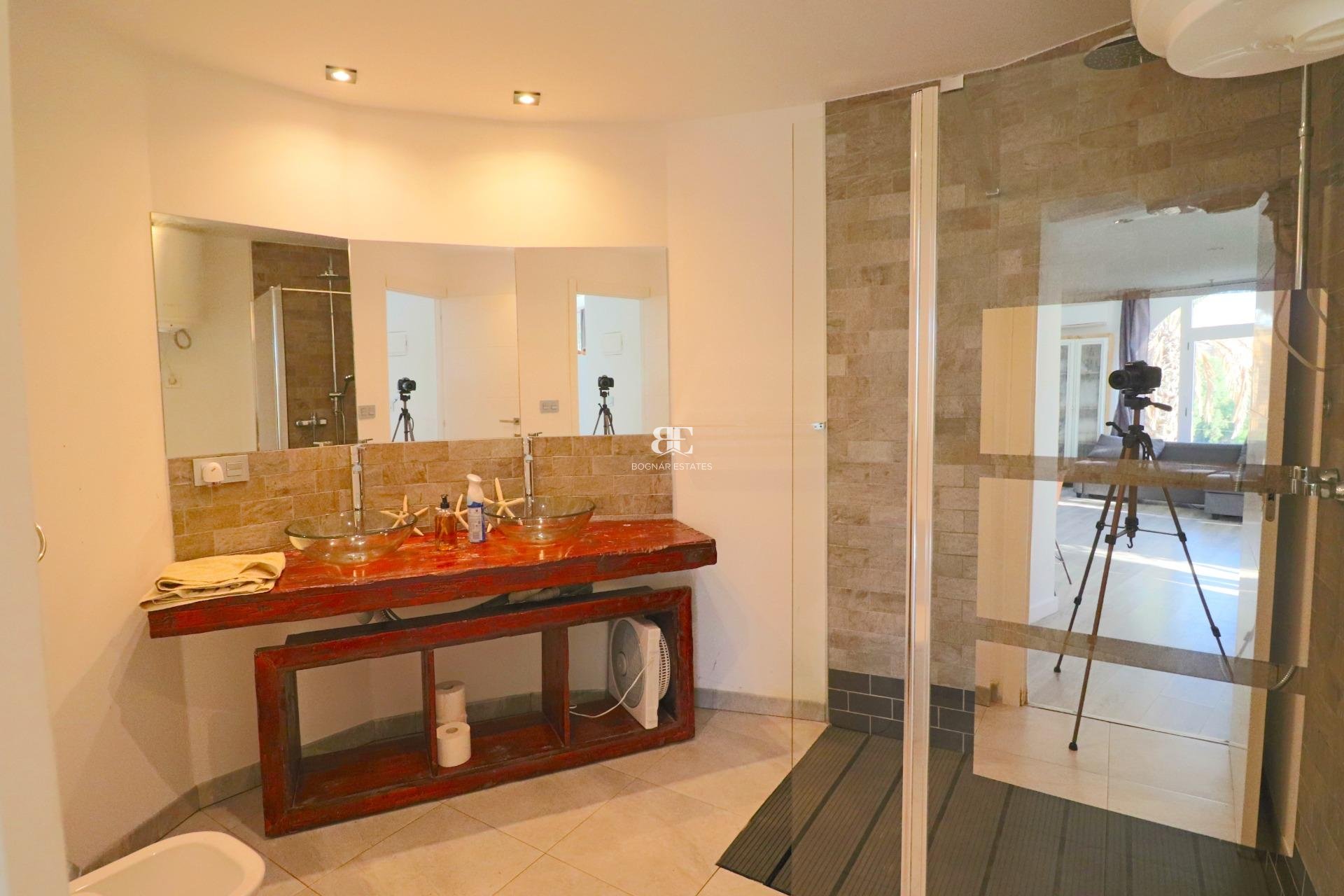 Wiederverkauf - Villa -
El Campello - Coveta fuma