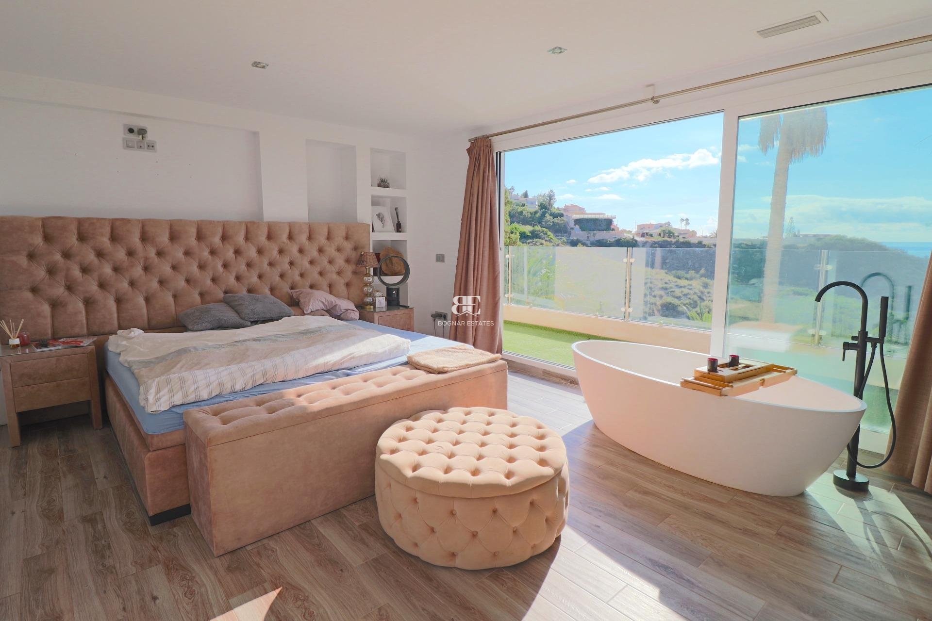 Wiederverkauf - Villa -
El Campello - Coveta fuma