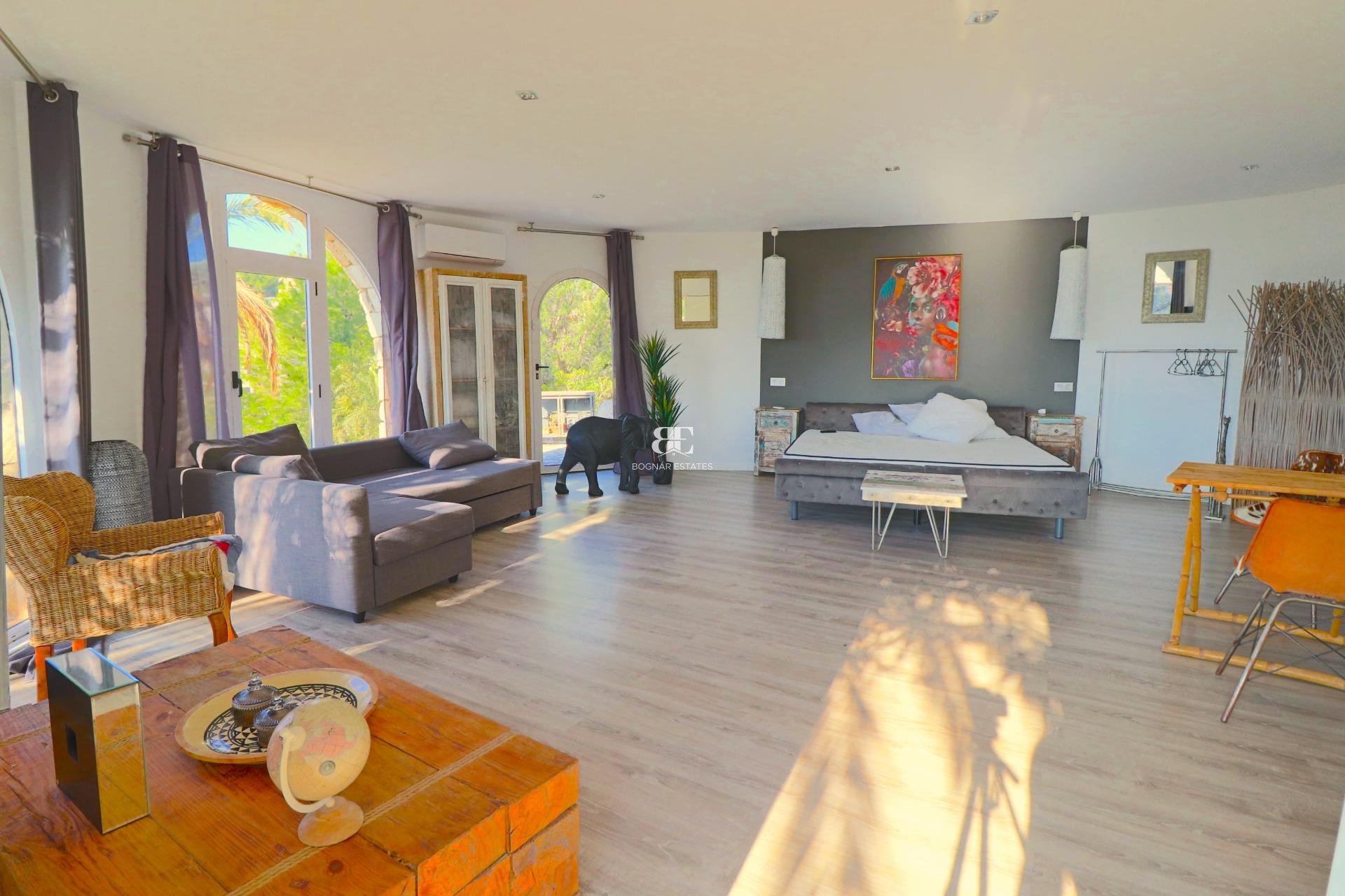 Wiederverkauf - Villa -
El Campello - Coveta fuma