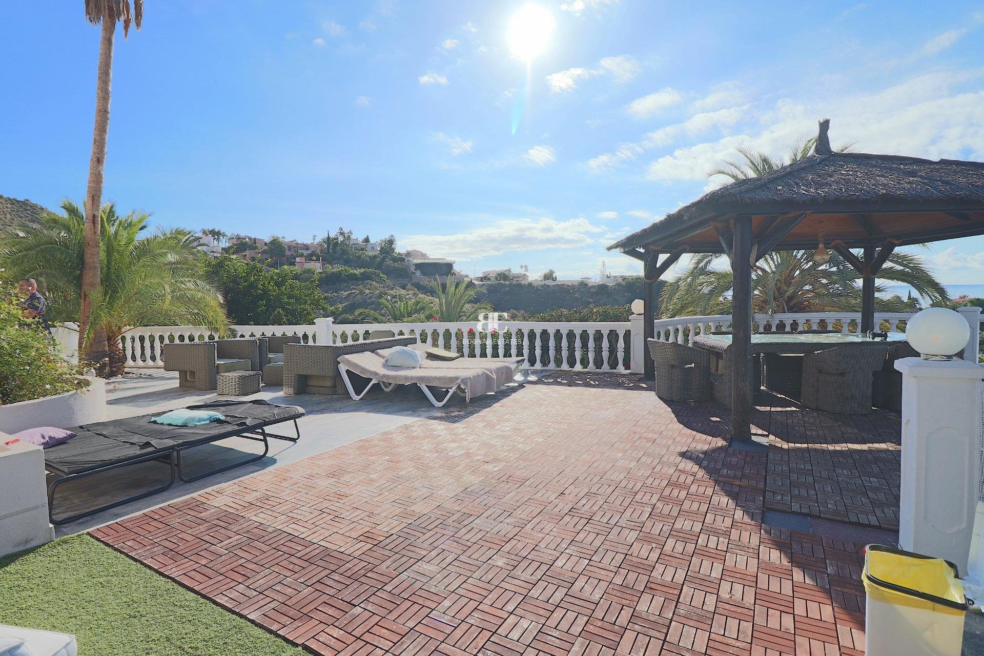 Wiederverkauf - Villa -
El Campello - Coveta fuma