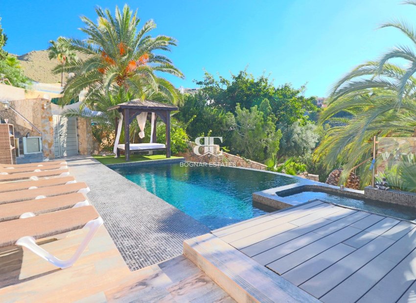 Wiederverkauf - Villa -
El Campello - Coveta fuma