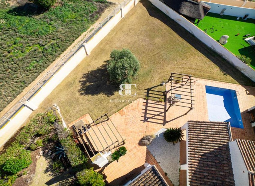 Wiederverkauf - Villa -
El Valle Golf Resort