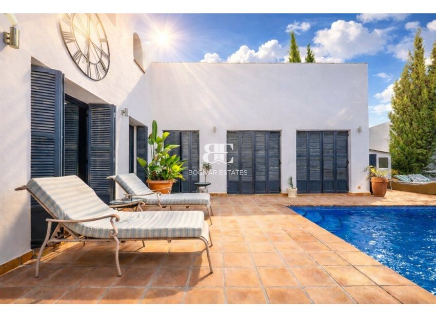 Wiederverkauf - Villa -
El Valle Golf Resort