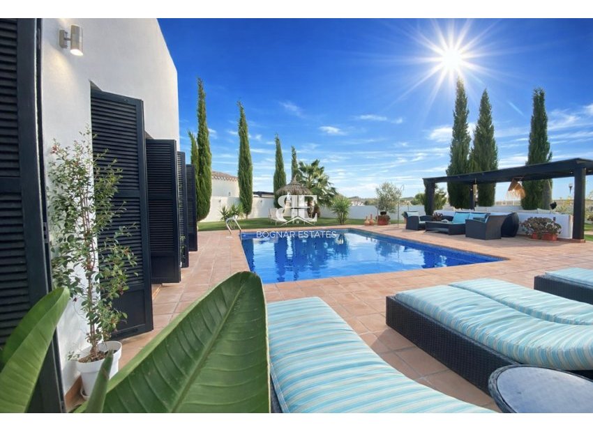 Wiederverkauf - Villa -
El Valle Golf Resort