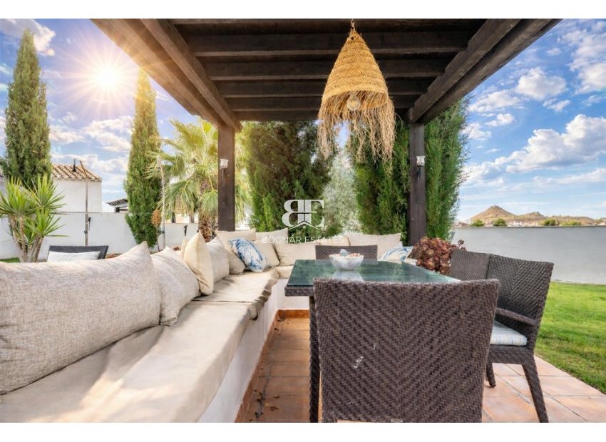 Wiederverkauf - Villa -
El Valle Golf Resort