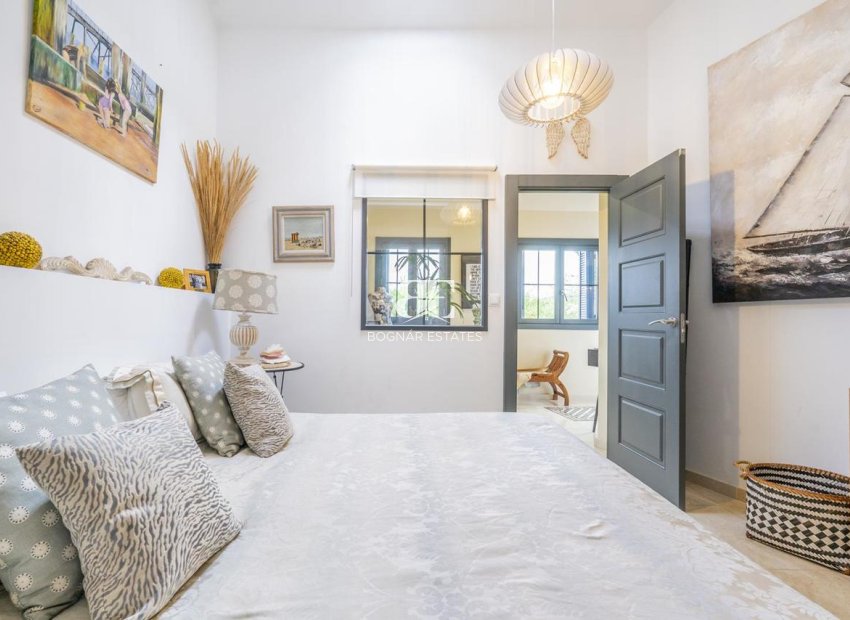 Wiederverkauf - Villa -
El Valle Golf Resort