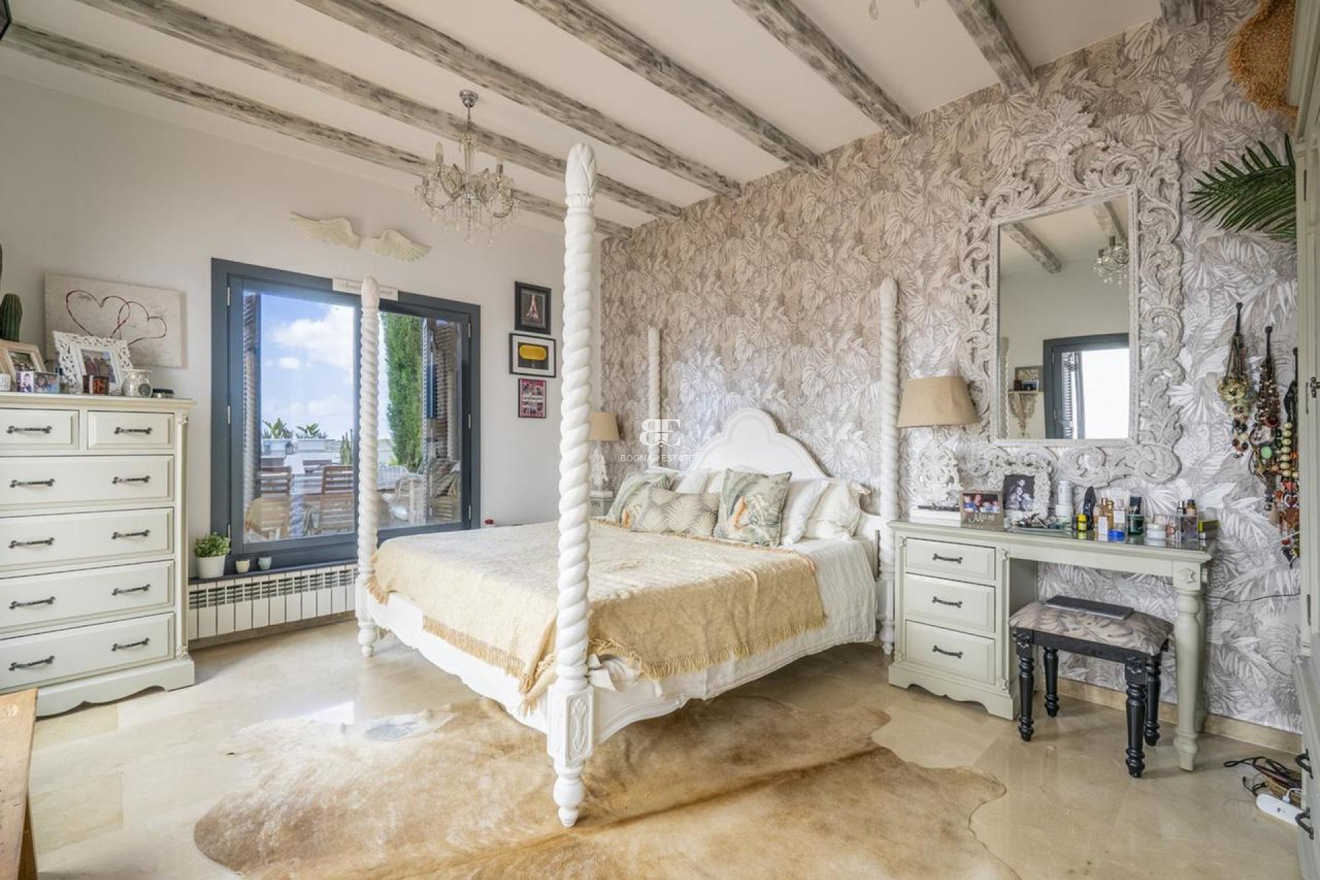 Wiederverkauf - Villa -
El Valle Golf Resort