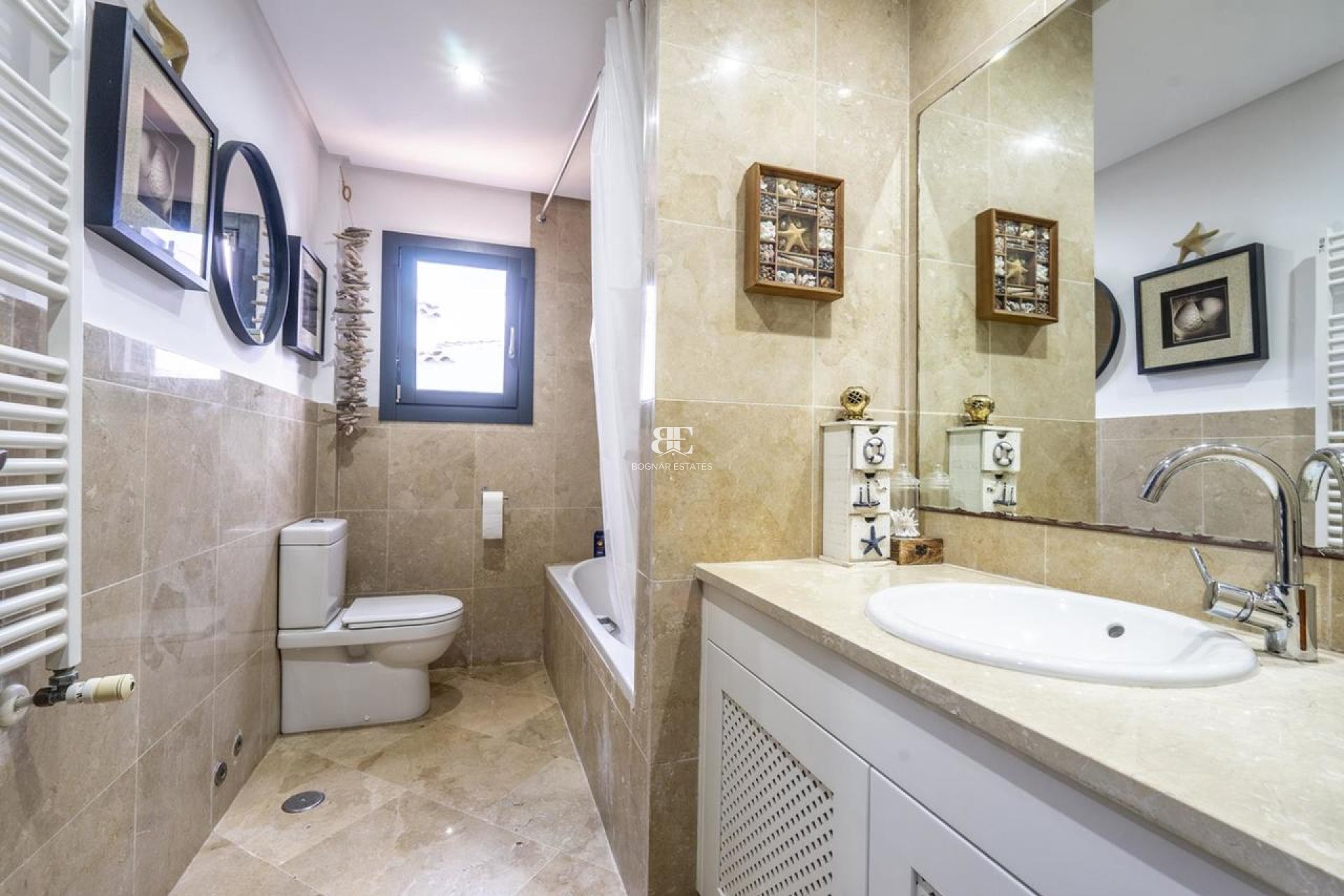 Wiederverkauf - Villa -
El Valle Golf Resort