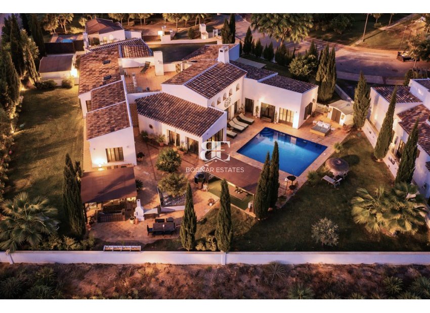 Wiederverkauf - Villa -
El Valle Golf Resort