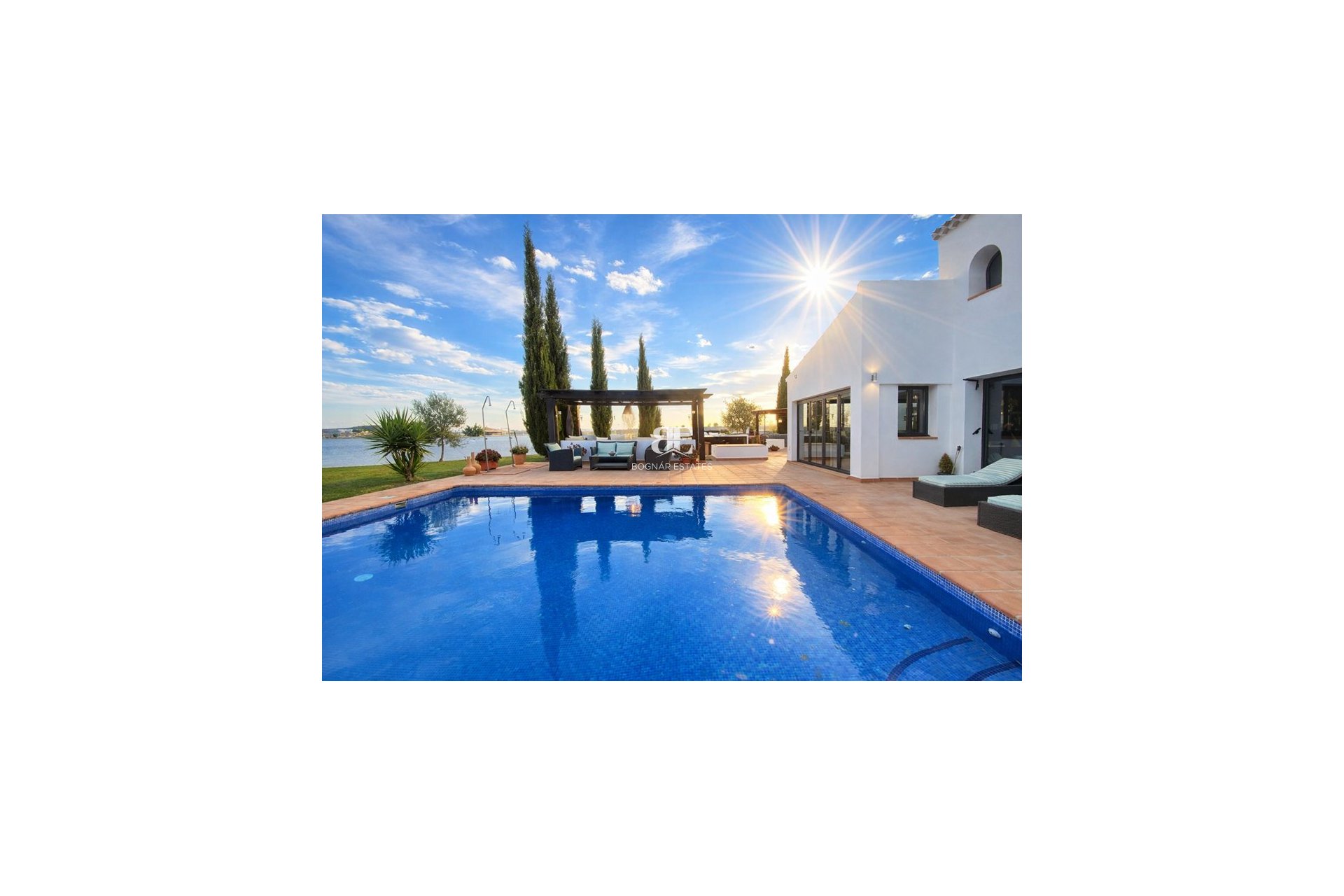 Wiederverkauf - Villa -
El Valle Golf Resort