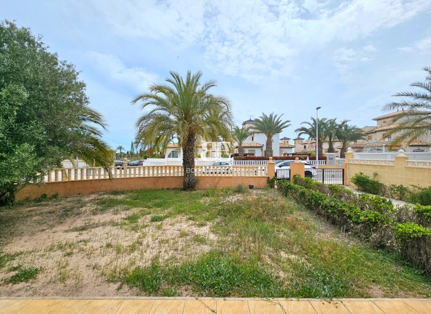 Wiederverkauf - Villa -
Elche - La Marina