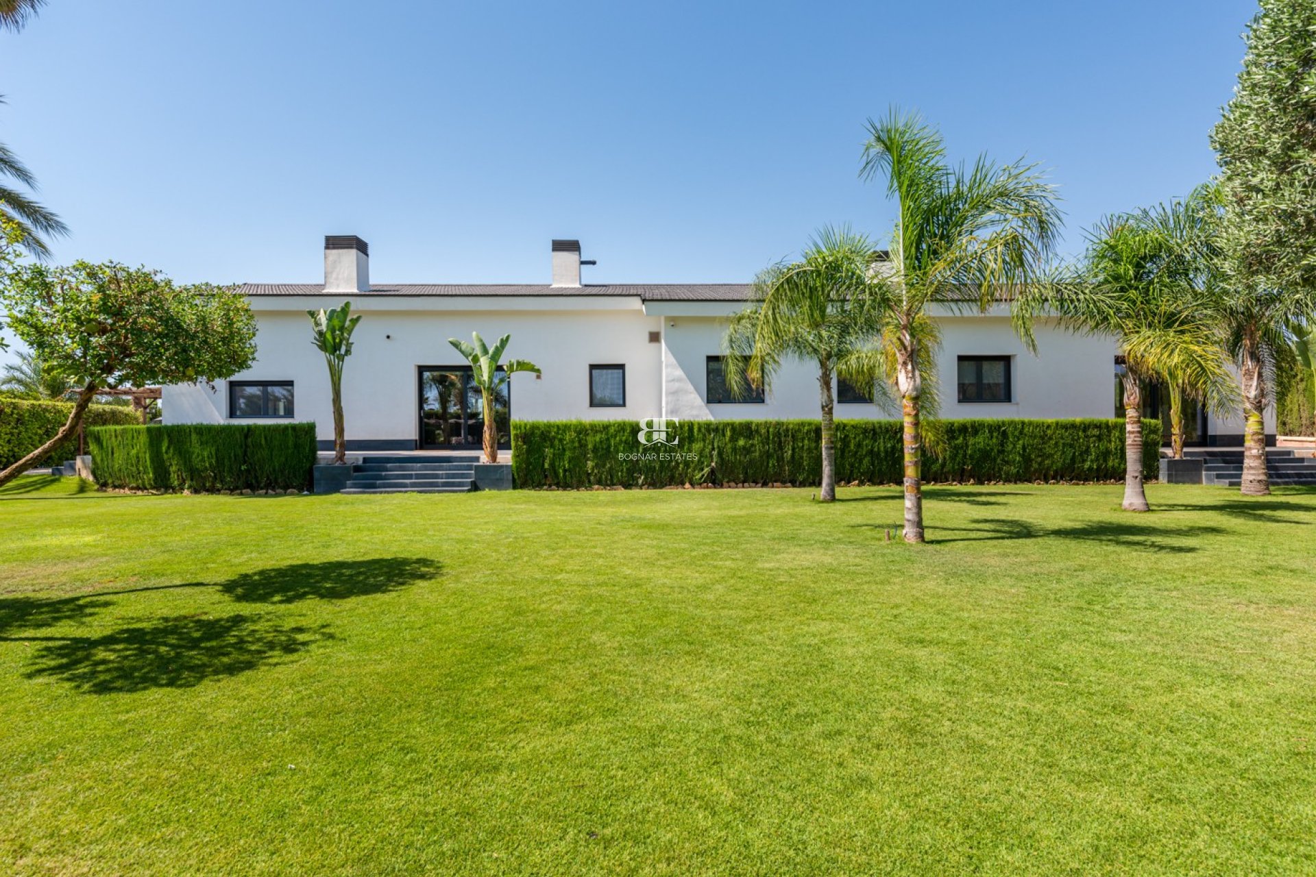 Wiederverkauf - Villa -
Elche