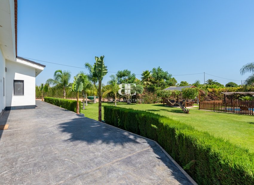 Wiederverkauf - Villa -
Elche