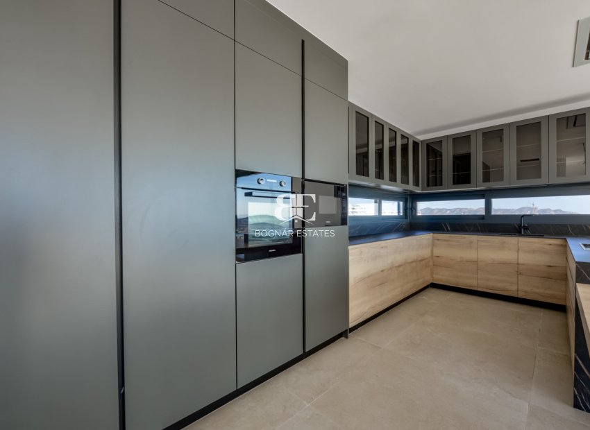 Wiederverkauf - Villa -
Finestrat - Sierra Cortina