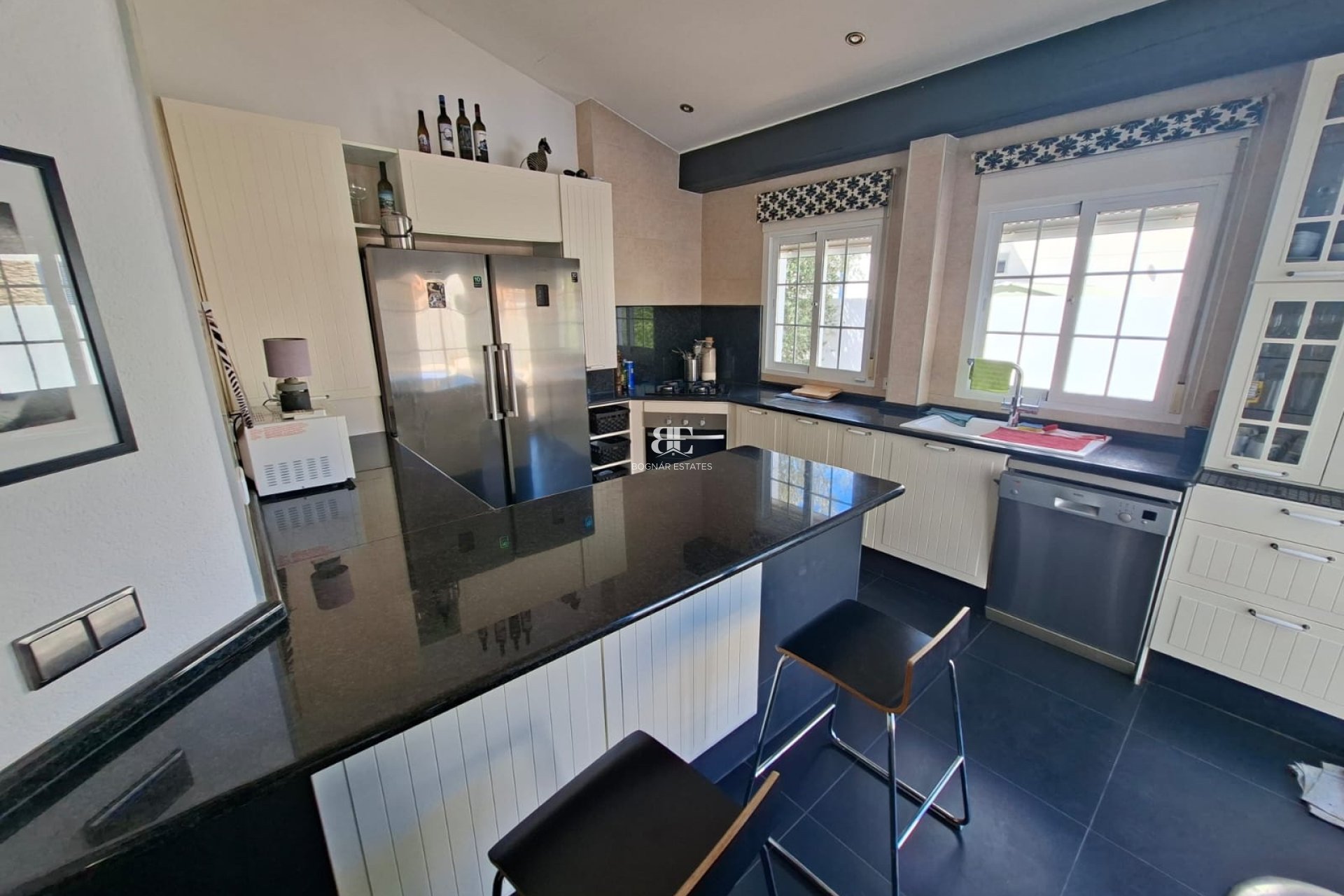 Wiederverkauf - Villa -
Fortuna - Urbanizacion Las Kalendas