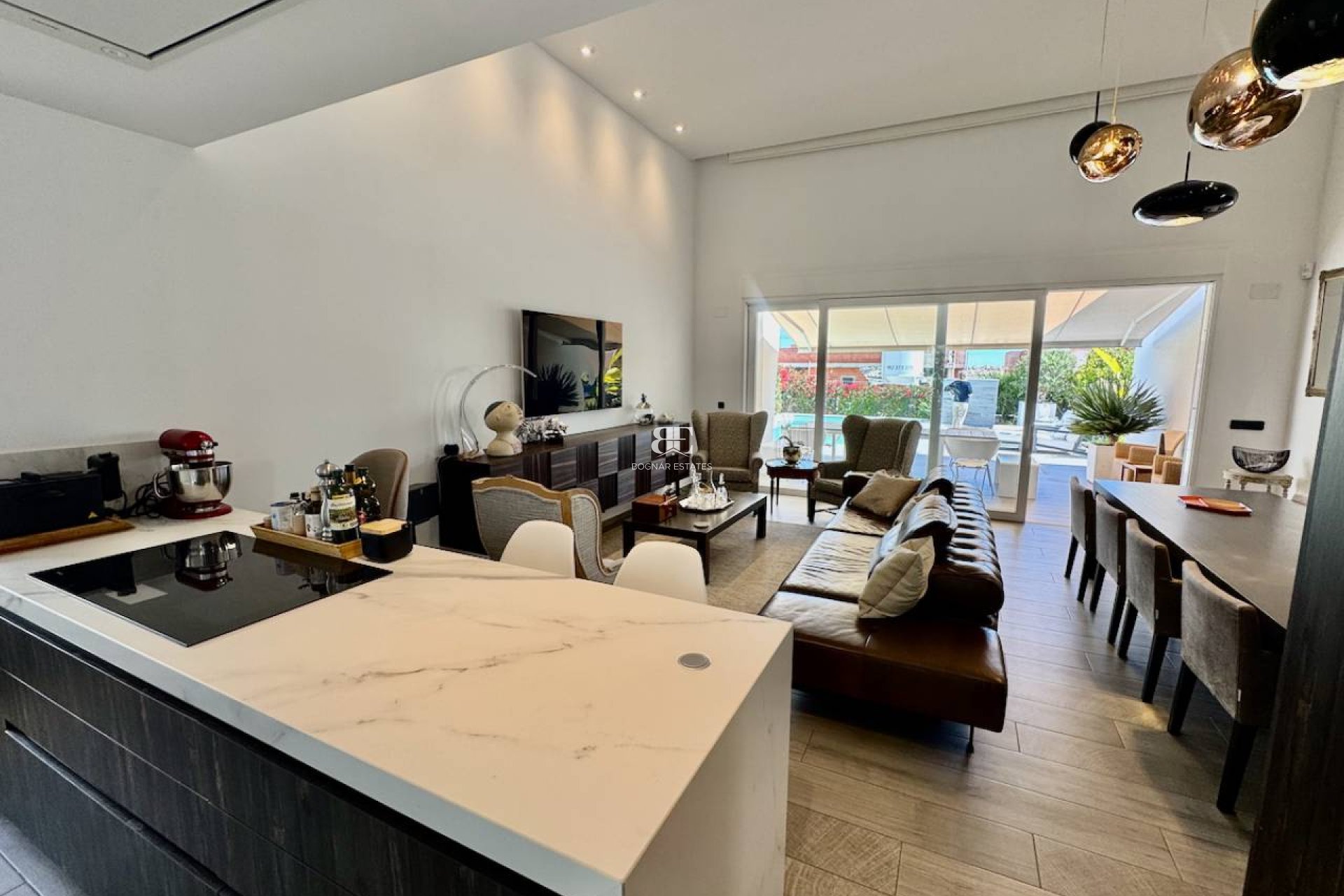 Wiederverkauf - Villa -
La Finca Golf - Algorfa