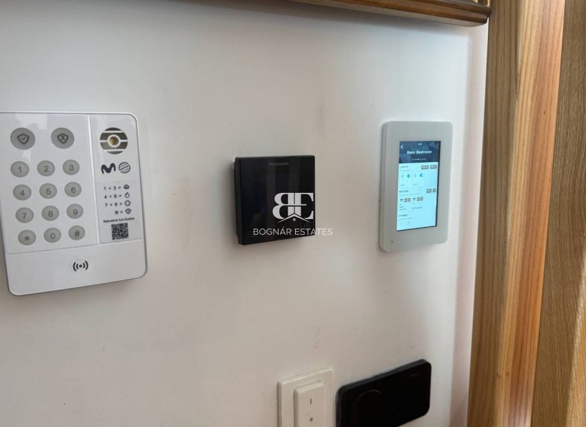 Wiederverkauf - Villa -
La Finca Golf - Algorfa