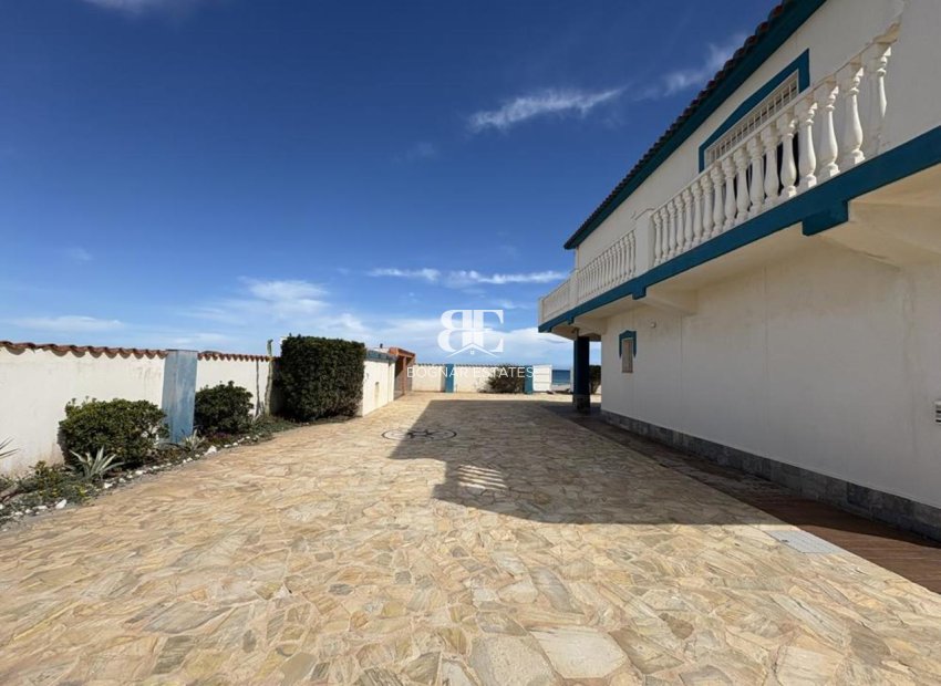 Wiederverkauf - Villa -
La Manga del Mar Menor - Mar Menor