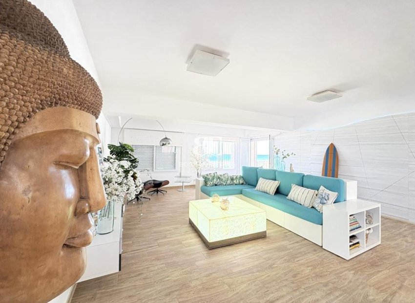 Wiederverkauf - Villa -
La Manga del Mar Menor - Mar Menor