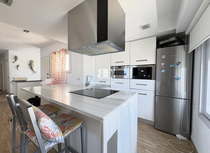 Wiederverkauf - Villa -
La Manga del Mar Menor - Mar Menor